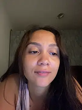 carolsapequinha online show from March 22, 12:30 pm