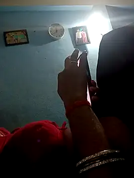 Snapshot of beutiful_hot chatting on December 1, 5:07 pm beutiful hot online show from December 1, 5:07 pm