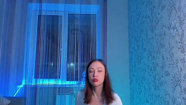 SofiaOyerbach online show from November 24, 12:49 pm