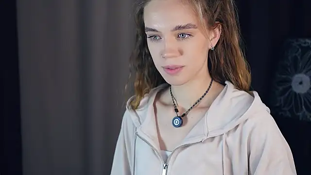 Snapshot of UteKolic chatting on November 13, 3:22 pm UteKolic online show from November 13, 3:22 pm