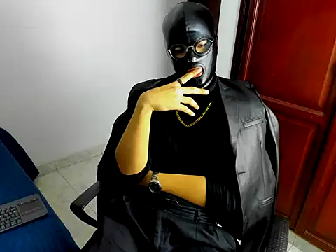 belialcrow666 online show from November 13, 7:35 pm