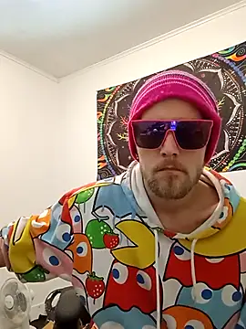 Arlo King online show from November 15, 8:11 am