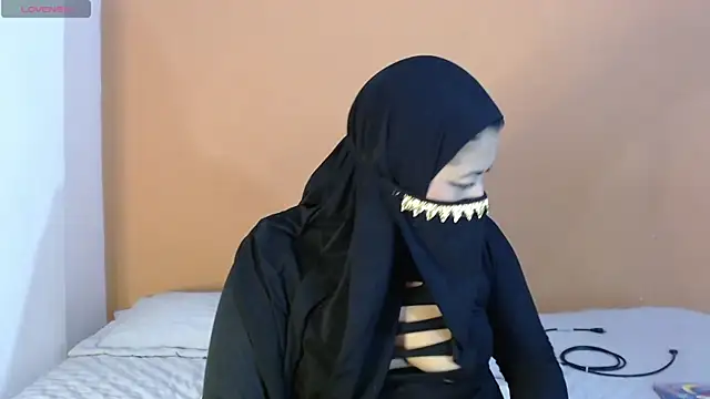 amina fair online show from November 19, 6:46 am