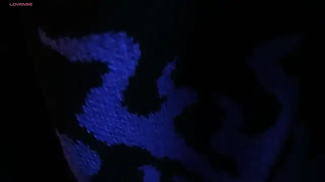 nix wolf online show from February 1, 3:05 am