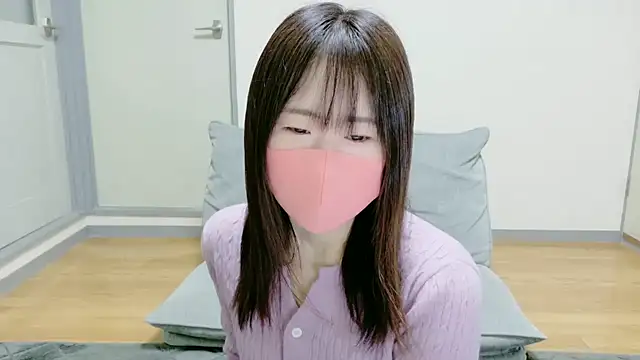 akane room online show from December 3, 8:18 pm