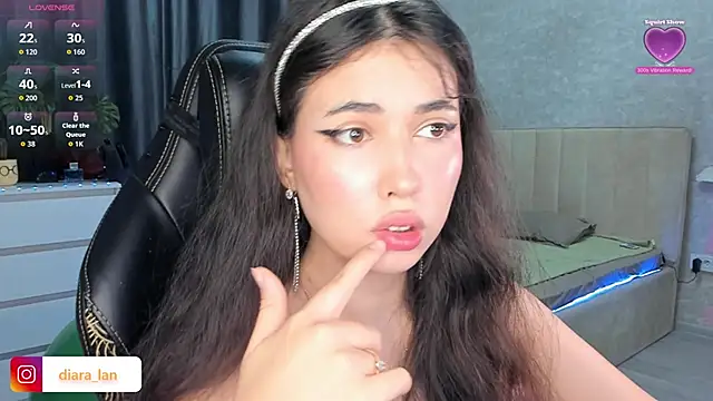 Diara 1an online show from November 19, 4:51 pm