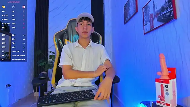 Snapshot of sam_kato chatting on November 20, 7:57 pm sam kato online show from November 20, 7:57 pm