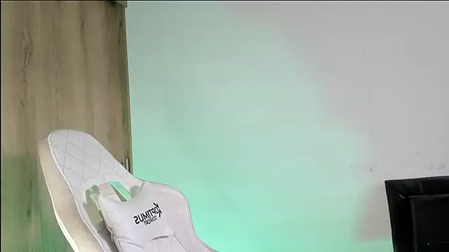 nicolvibes 212 online show from December 20, 8:16 pm