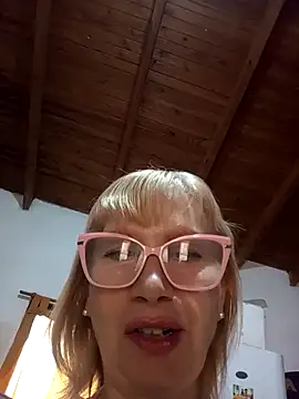 SexyMilf1211 online show from February 4, 3:07 pm