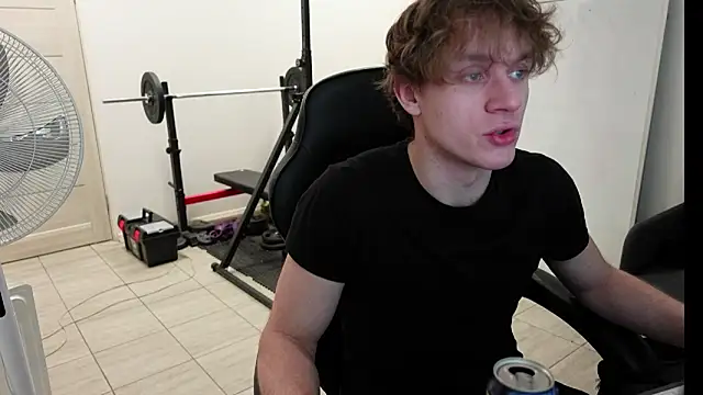 Charles Dreams online show from December 14, 3:06 pm