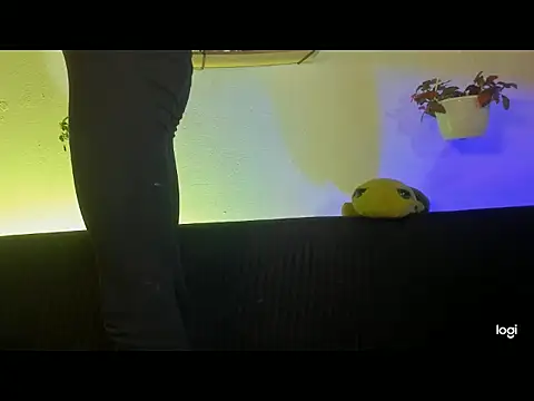 aprille15 online show from February 17, 6:14 pm