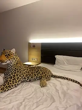 Hannah-2007 online show from April 27, 5:44 pm