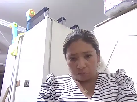 Snapshot of marcelaxxxl chatting on November 18, 11:59 pm marcelaxxxl online show from November 18, 11:59 pm