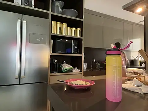 BelleRune online show from February 11, 11:10 am