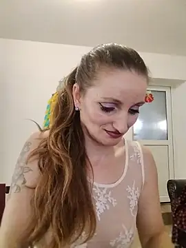 CrazyMaya39 online show from January 14, 8:20 am