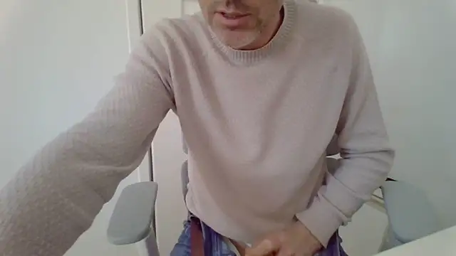 Brandonn1989amateur online show from April 1, 12:28 pm