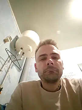 Gregorywhitelegs online show from April 13, 12:05 am