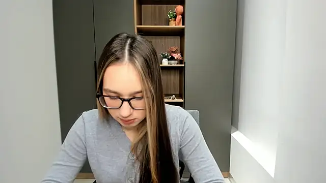 ZitaCring online show from November 16, 5:13 am