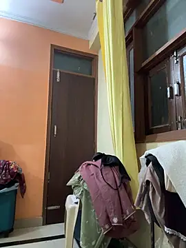 sexyayeshadesi online show from March 6, 6:37 pm