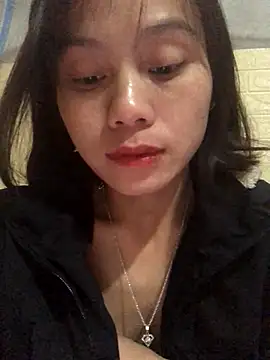 Trangbabylove online show from November 17, 8:09 am