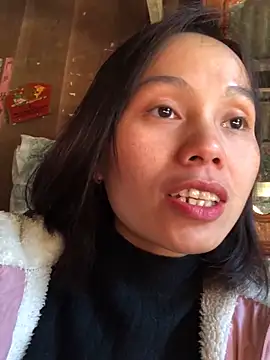 Trangbabylove online show from November 29, 2:47 am