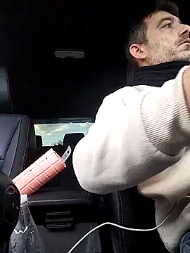 Snapshot of platone09 chatting on November 20, 3:34 pm platone09 online show from November 20, 3:34 pm