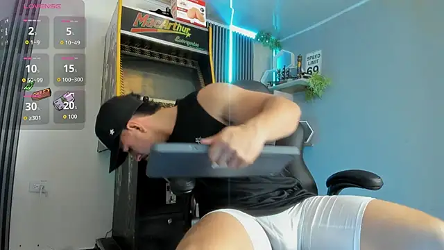 Ethan king  online show from March 5, 5:20 pm