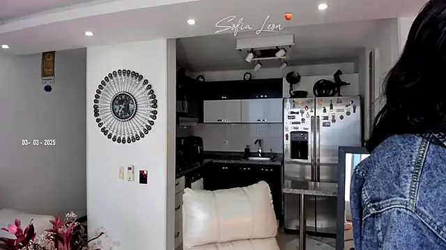 Snapshot of sofiasexhot chatting on March 3, 2:37 pm sofiasexhot online show from March 3, 2:37 pm