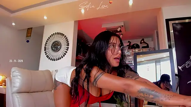 Snapshot of sofiasexhot chatting on November 23, 2:17 pm sofiasexhot online show from November 23, 2:17 pm