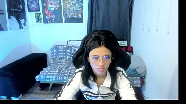 Candy  Girll18 online show from February 19, 11:23 pm