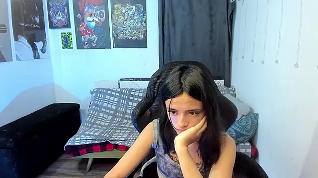 Candy  Girll18 online show from February 21, 11:28 pm