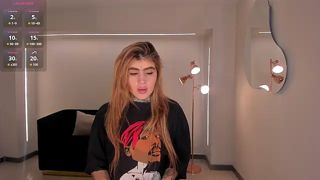 CarlaBrunni online show from December 17, 12:33 pm