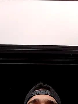 Davidgnzz1993 online show from November 15, 9:00 pm