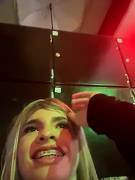 ValerySalasar online show from November 16, 5:46 am