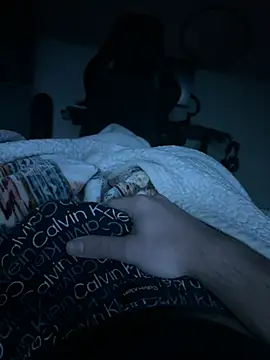 daddyshomeee  online show from February 8, 7:12 am