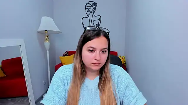 Maria Bond online show from November 26, 8:48 am