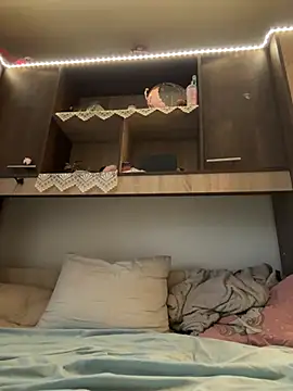 ivybabby online show from March 5, 3:30 pm