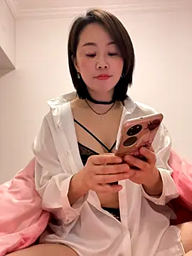 xiaoling2358 online show from December 21, 2:35 pm