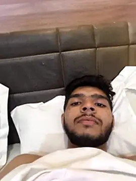 Snapshot of DesiAnita3693 chatting on November 17, 9:48 am DesiAnita3693 online show from November 17, 9:48 am