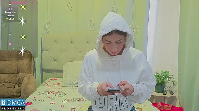 scarlett fire5 online show from December 20, 4:58 pm