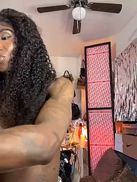 Motherbigbus online show from February 11, 7:35 am