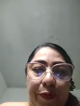 Snapshot of __Nahomi chatting on December 4, 8:39 pm Nahomi online show from December 4, 8:39 pm