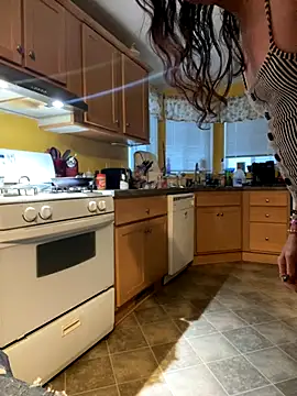 tsashelayamylynzy online show from November 17, 12:05 am