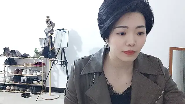 adele8731 online show from January 15, 3:38 pm