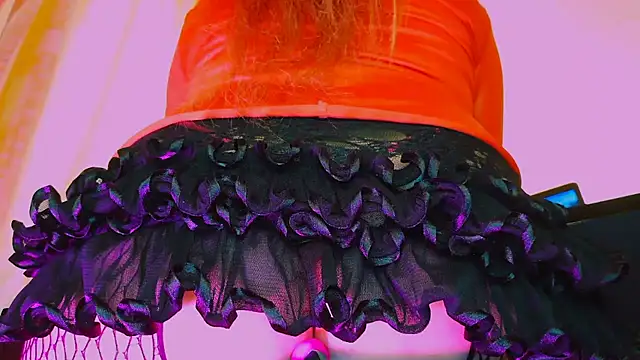 BESTLOLA online show from March 14, 9:37 am