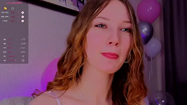 Alisavine online show from April 22, 6:09 pm