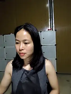 Cat-meow online show from April 25, 2:25 pm