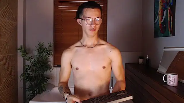 Brandon starkk online show from December 4, 12:36 pm