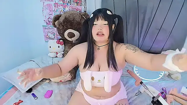 kittyhtxx online show from December 3, 4:20 am