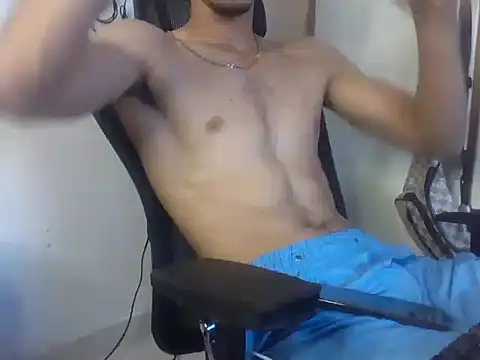 MischievousDuo online show from November 22, 7:02 pm